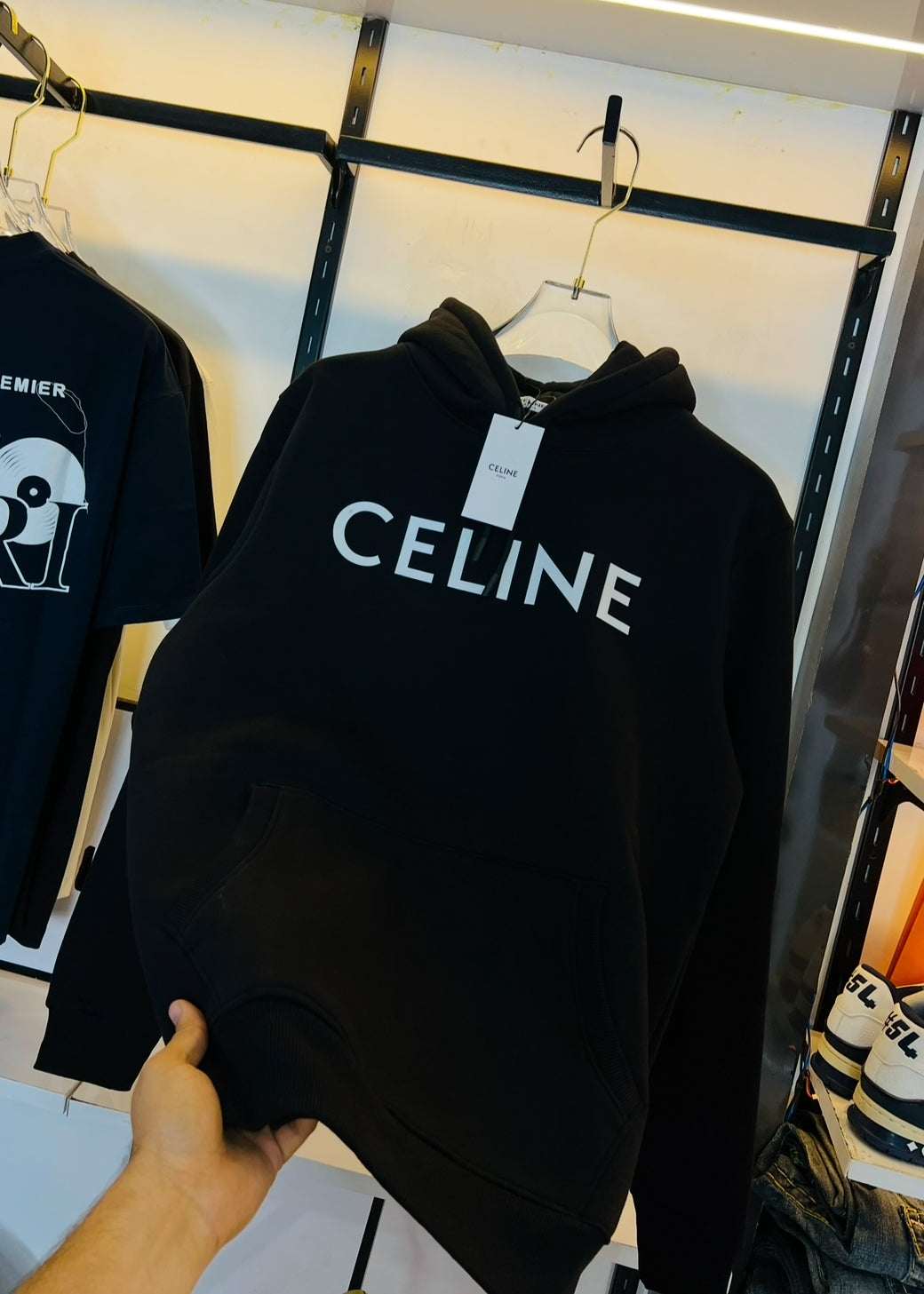 Celine Hoofies